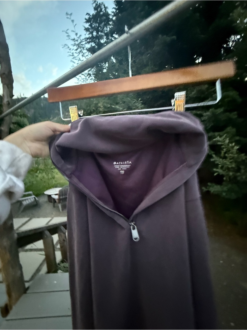 Athleta Plum Logo Pullover